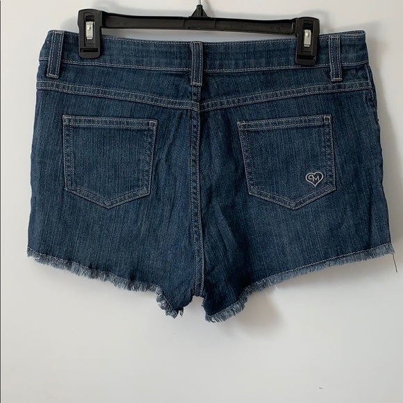 Studded high waisted shorts from LF - Picture 2 of 2